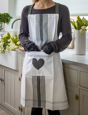 Front Pocket Woven heart apron